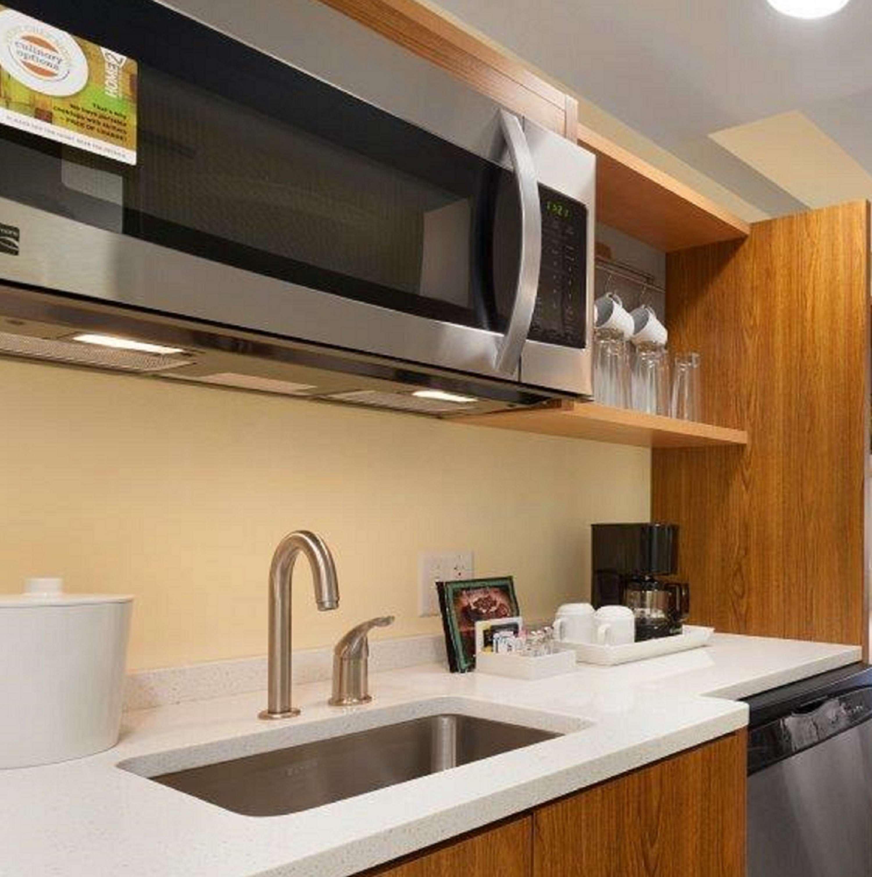 Home2 Suites By Hilton Champaign/Urbana Extérieur photo